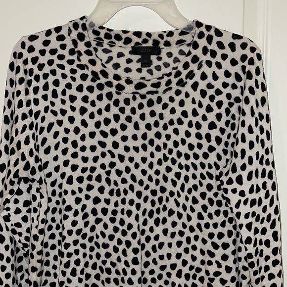 BNWOT J. Crew Leopard Print Sweater Super Stretchy Long Sleeve Tops Size Medium - Picture 2 of 5
